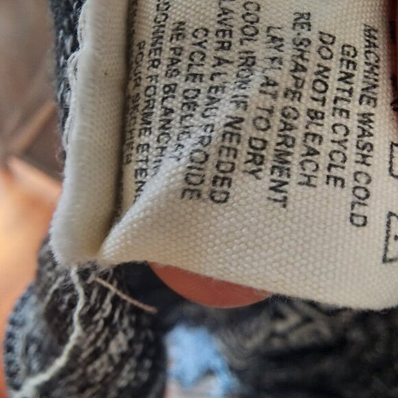 Billabong Open Front Cardigan Tribal Aztec Fringe Black/White Sweater Size S - Picture 9 of 12